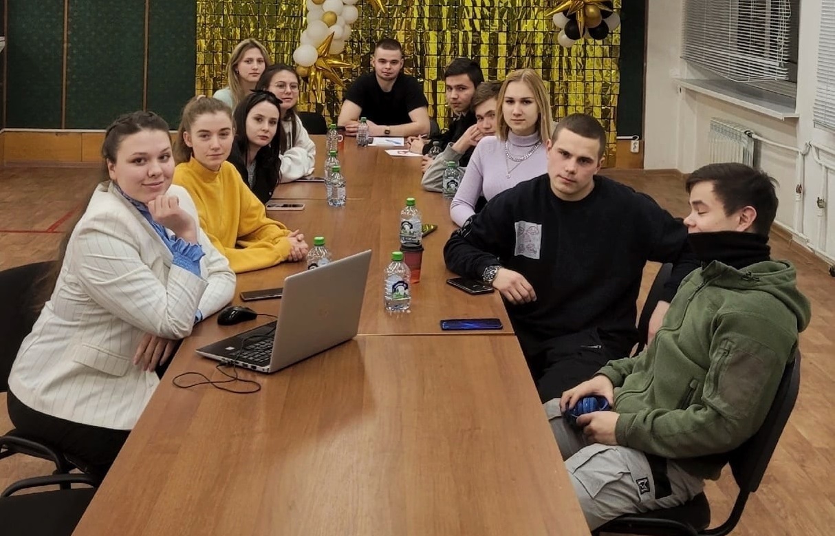 Участники Молодежной палаты Михайлово-Ярцевского провели собрание