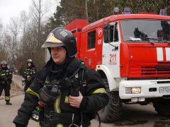 Учения пожарных и спасателей новой Москвы на социально-значимом объекте