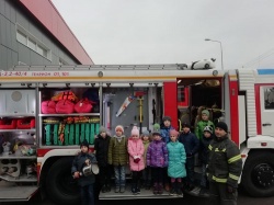Экскурсию в пожарную часть провели для ребят из православного пансиона