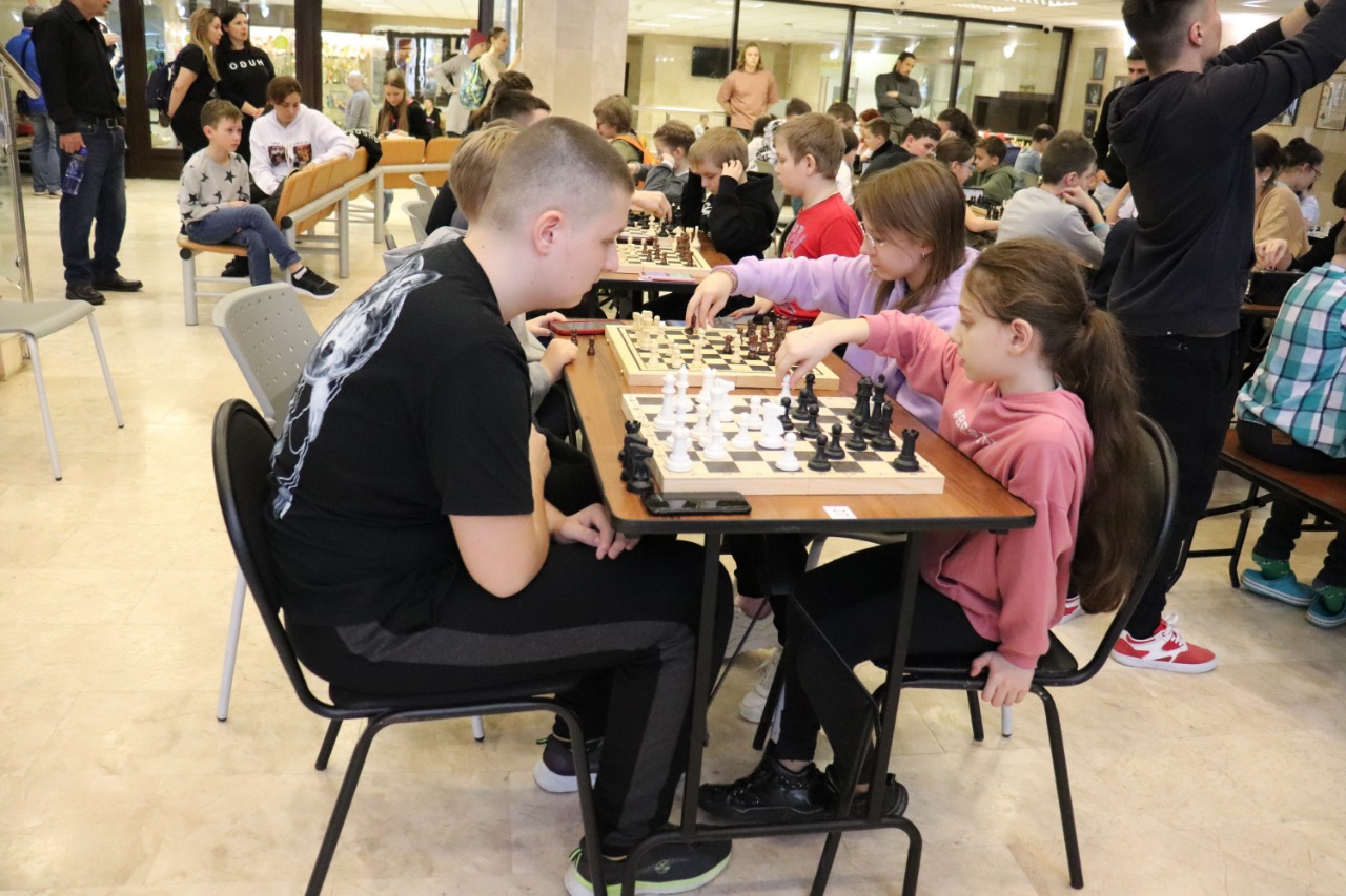 Ребята из Михайлово-Ярцевского выступили на турнире по шахматам