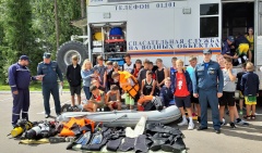 Московские спасатели провели масштабную акцию «Научись спасать жизнь!»