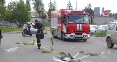 Четверо человек спасены на пожаре благодаря московским спасателям