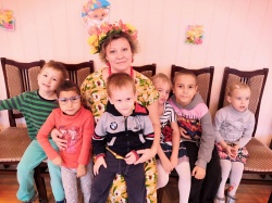 Праздник осени провели в филиале Климовского центра социальной помощи семье и детям «Гармония» в Михайлово-Ярцевском