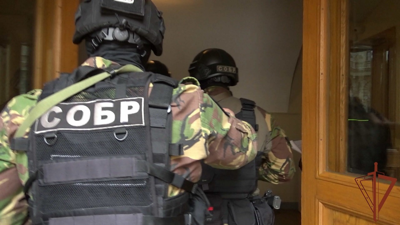 Спецназ Росгвардии пресек канал нелегальной миграции в Москве